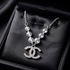 NEW‼️✨Genuine Swarovski Crystal CC Silver Tone Pendant Necklace ✨